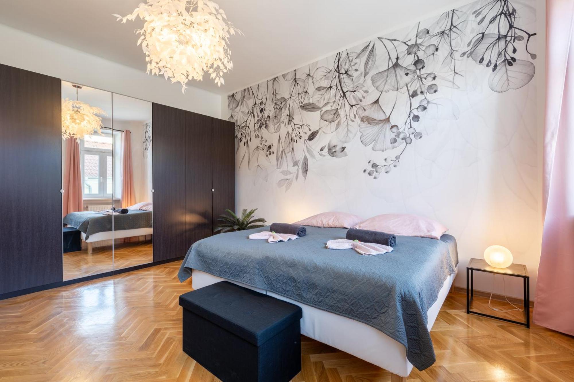 Revliving Apartments Eggenburg Exterior photo